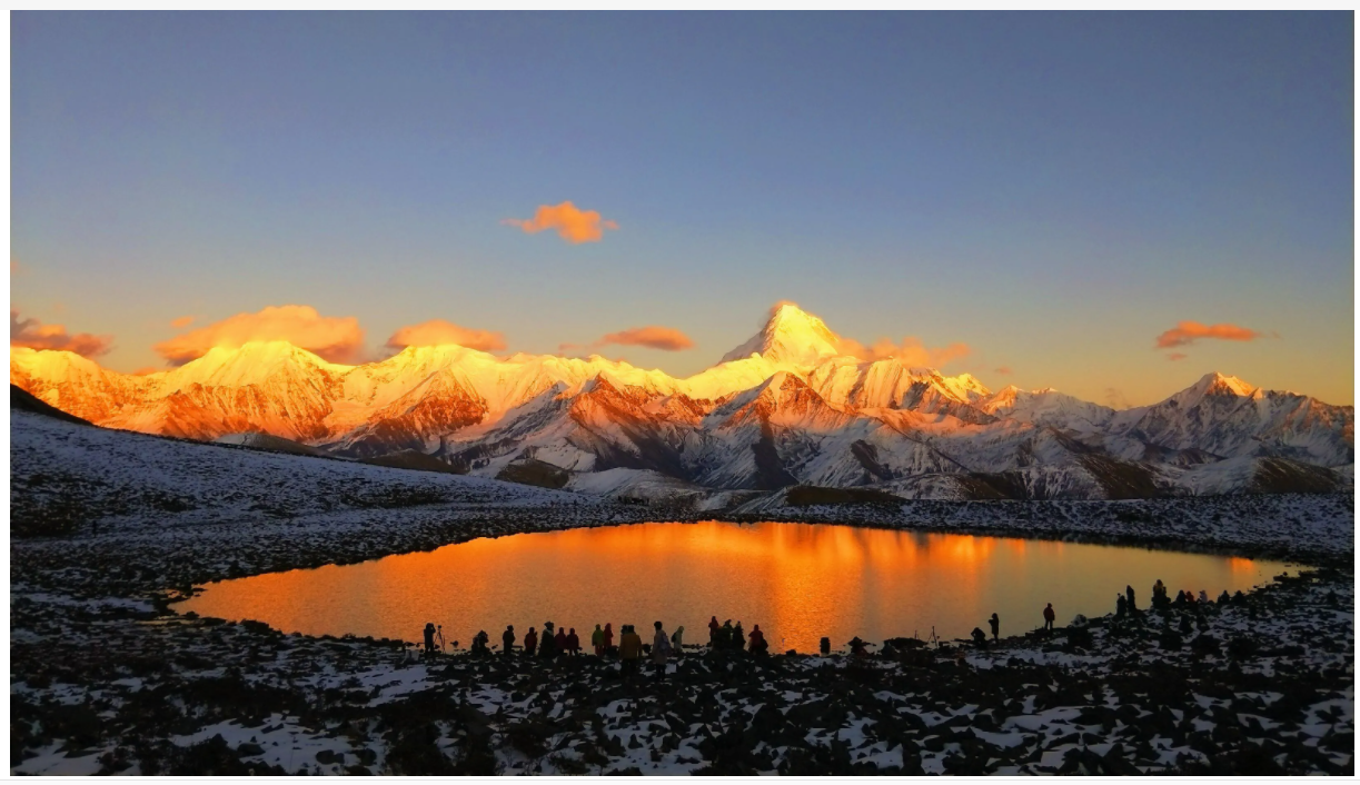 国庆去川西贡嘎雪山-冷嘎措看日照金山体验高海拔湖泊的神秘