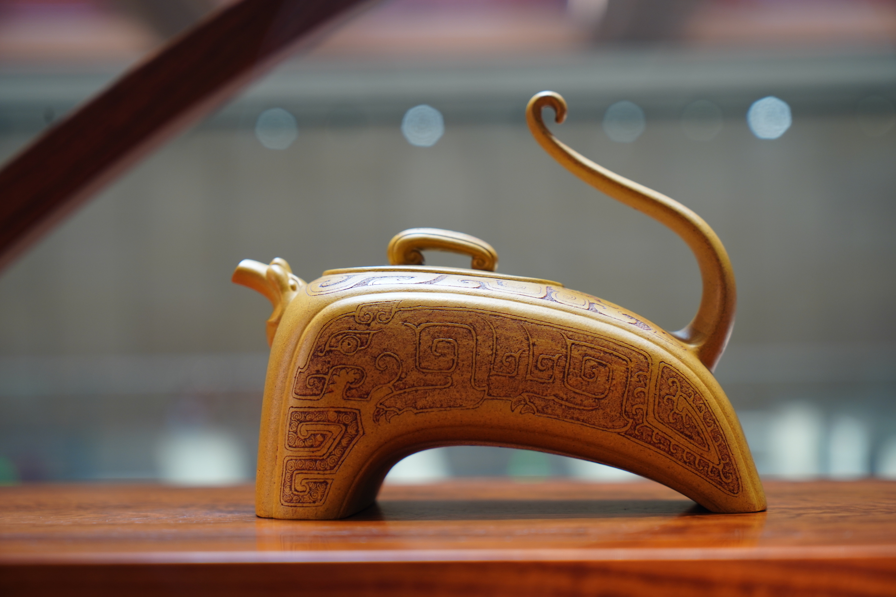 "亦步亦新",看宜兴当代陶艺家的传承与巧思