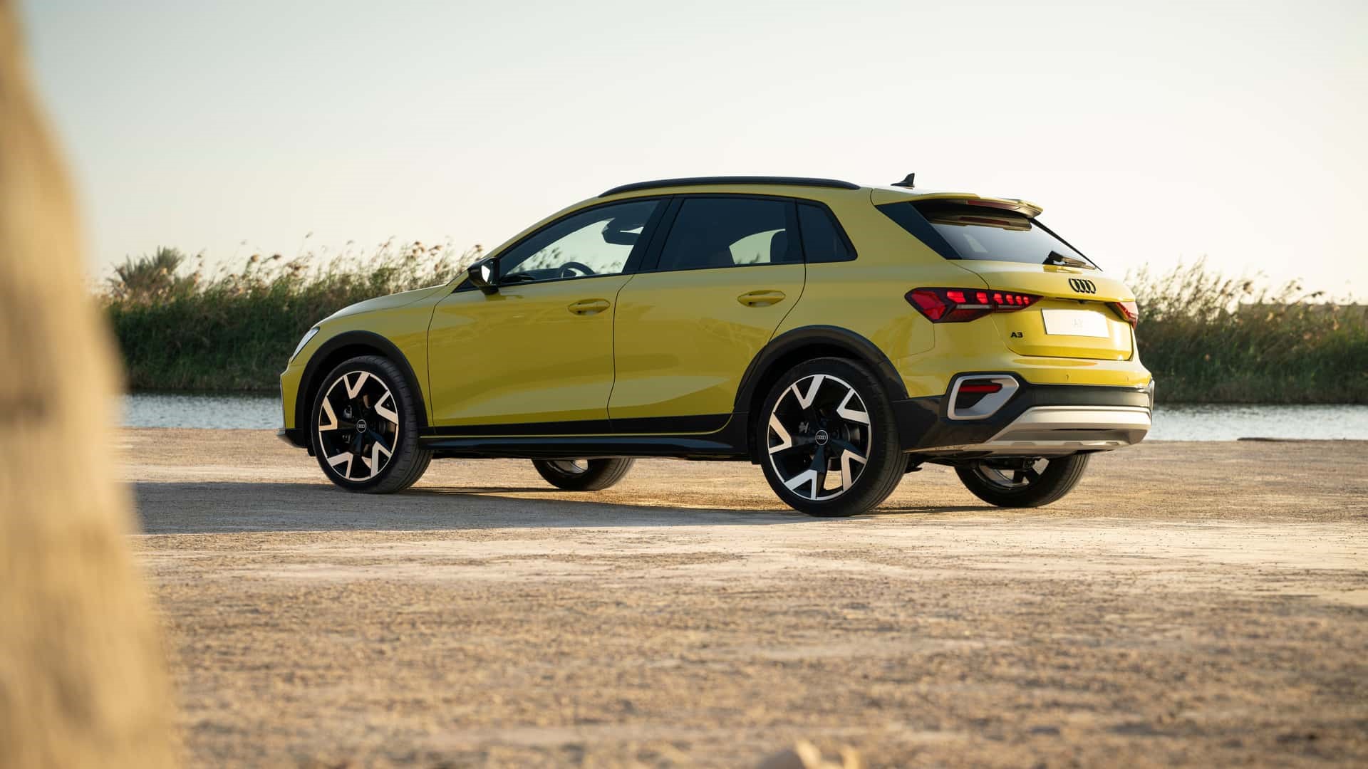 新款奥迪a3官图发布,新增跨界风版本