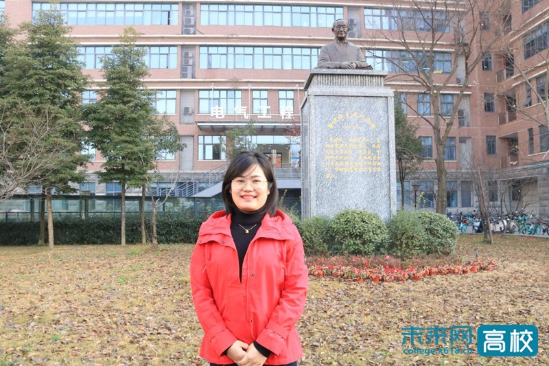 西南交通大学辅导员张异获2022年高校辅导员年度人物提名