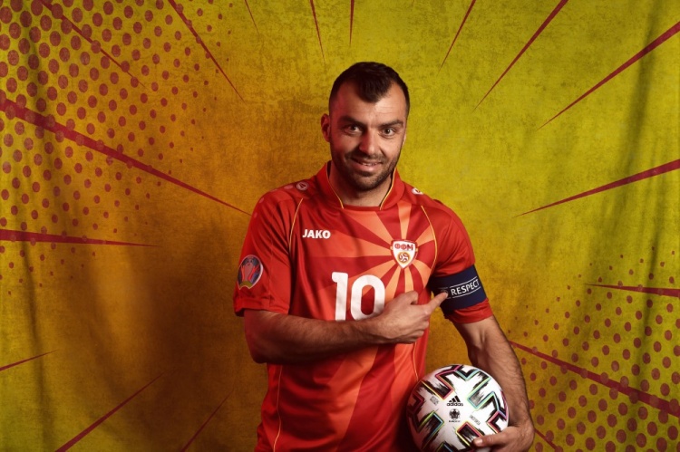 传奇!北马其顿队长潘德夫在37岁终于首次为祖国出战欧洲杯