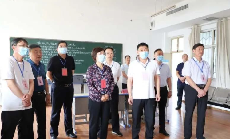 岳爱云到我县巡视高考考务工作