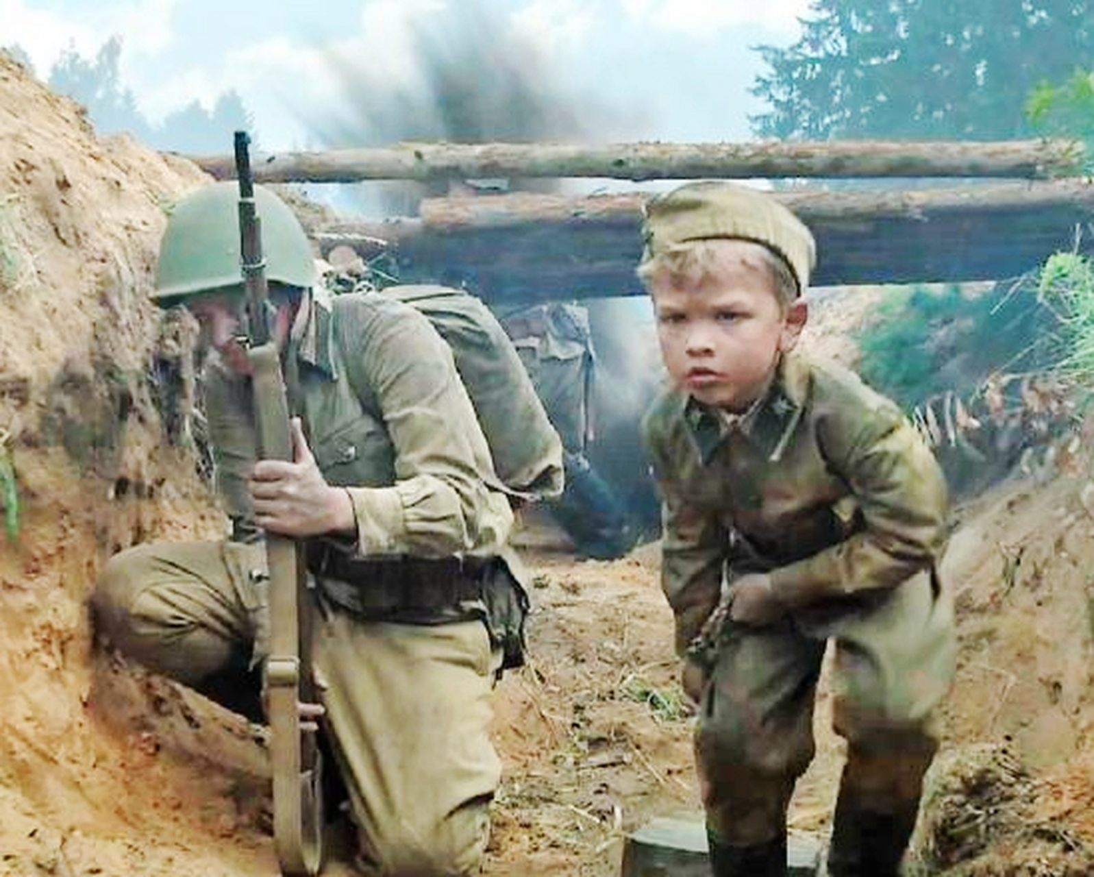 1942年的一个晚上,当谢尔盖还在熟睡时,他的母亲在他母亲被德国士兵