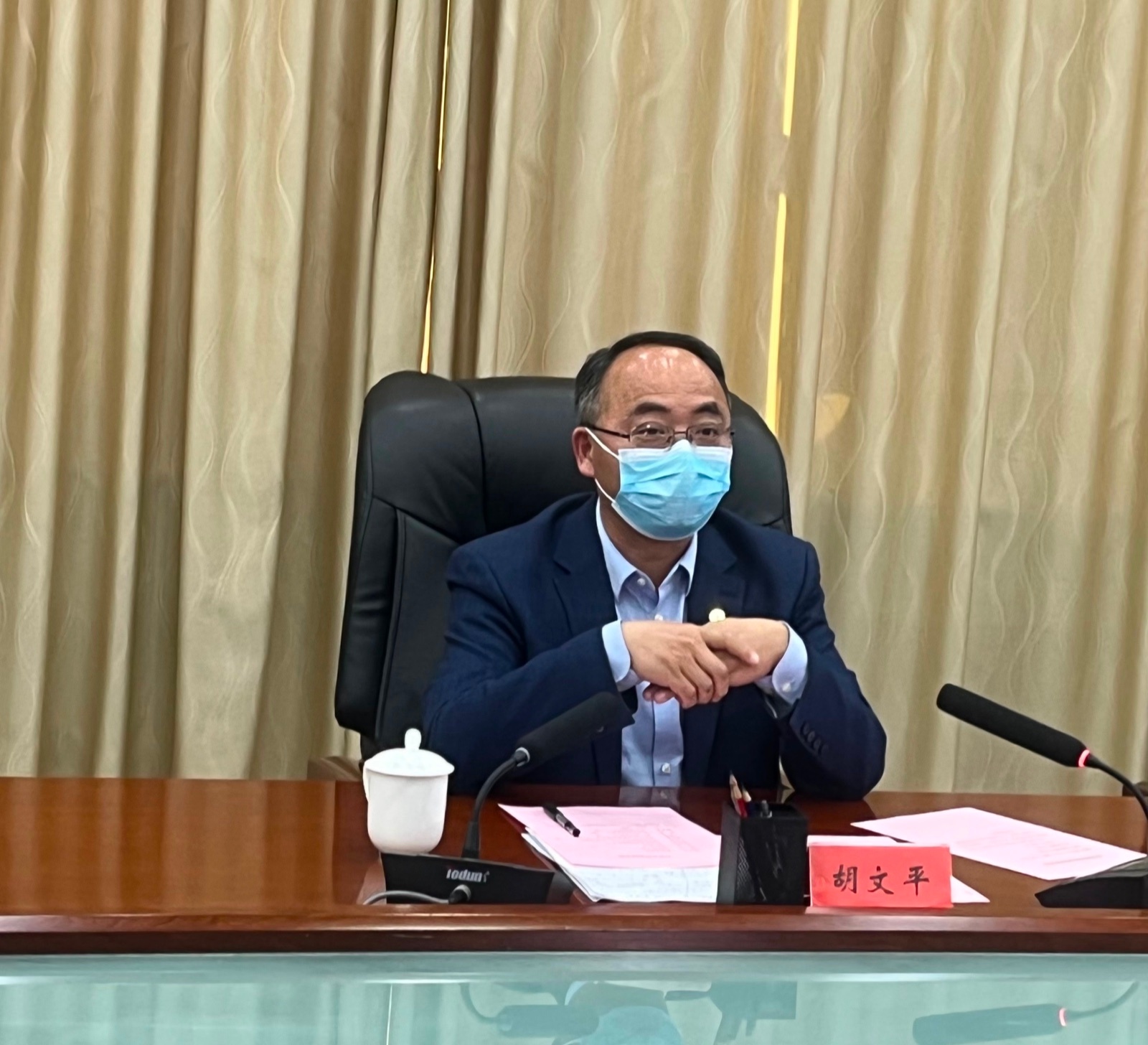 胡文平率队赴河东区座谈交流