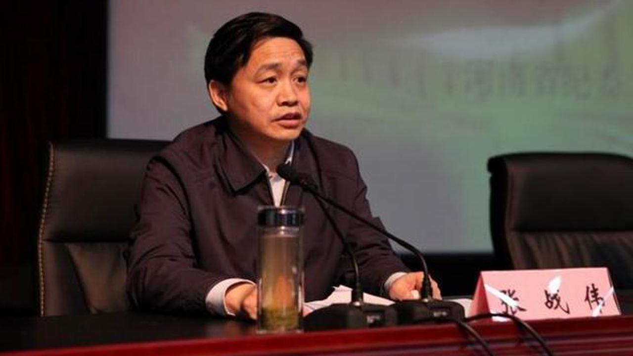 市委书记掌掴市政府秘书长,新华社:公共场所大打出手,太"辣眼睛"