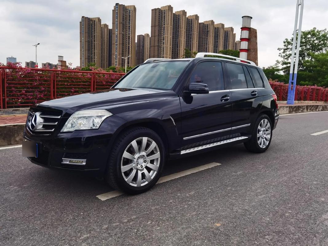 进口奔驰glk300配置参数?