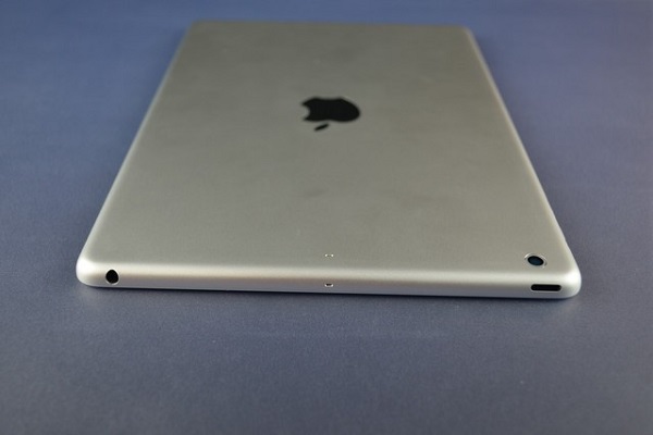 ipad第五代是哪年出的