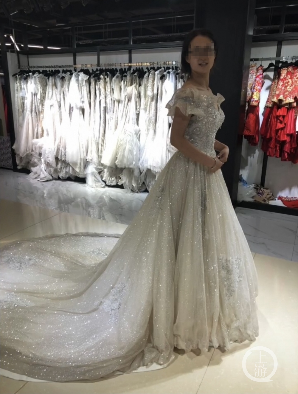 夺命婚纱照