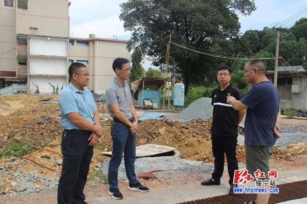 谢文远周元彪深入绥宁一中调研重点建设项目进展情况