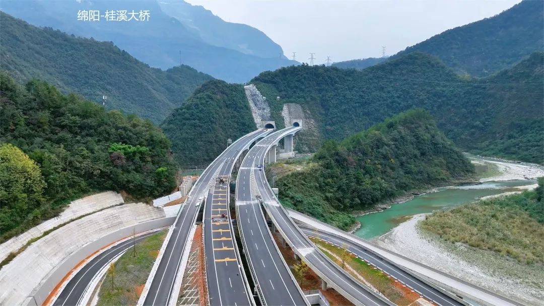 >>樂西高速樂山繞城段本次建成通車為主線冷山樞紐至四方碑大橋及樂自