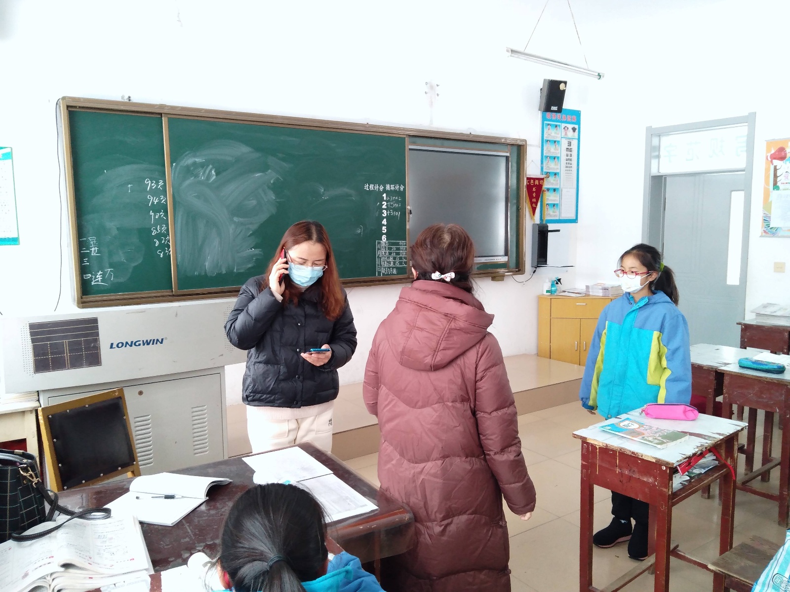 「疫情防控」抚松县泉阳镇中心小学:开展校园突发疫情处置演练活动