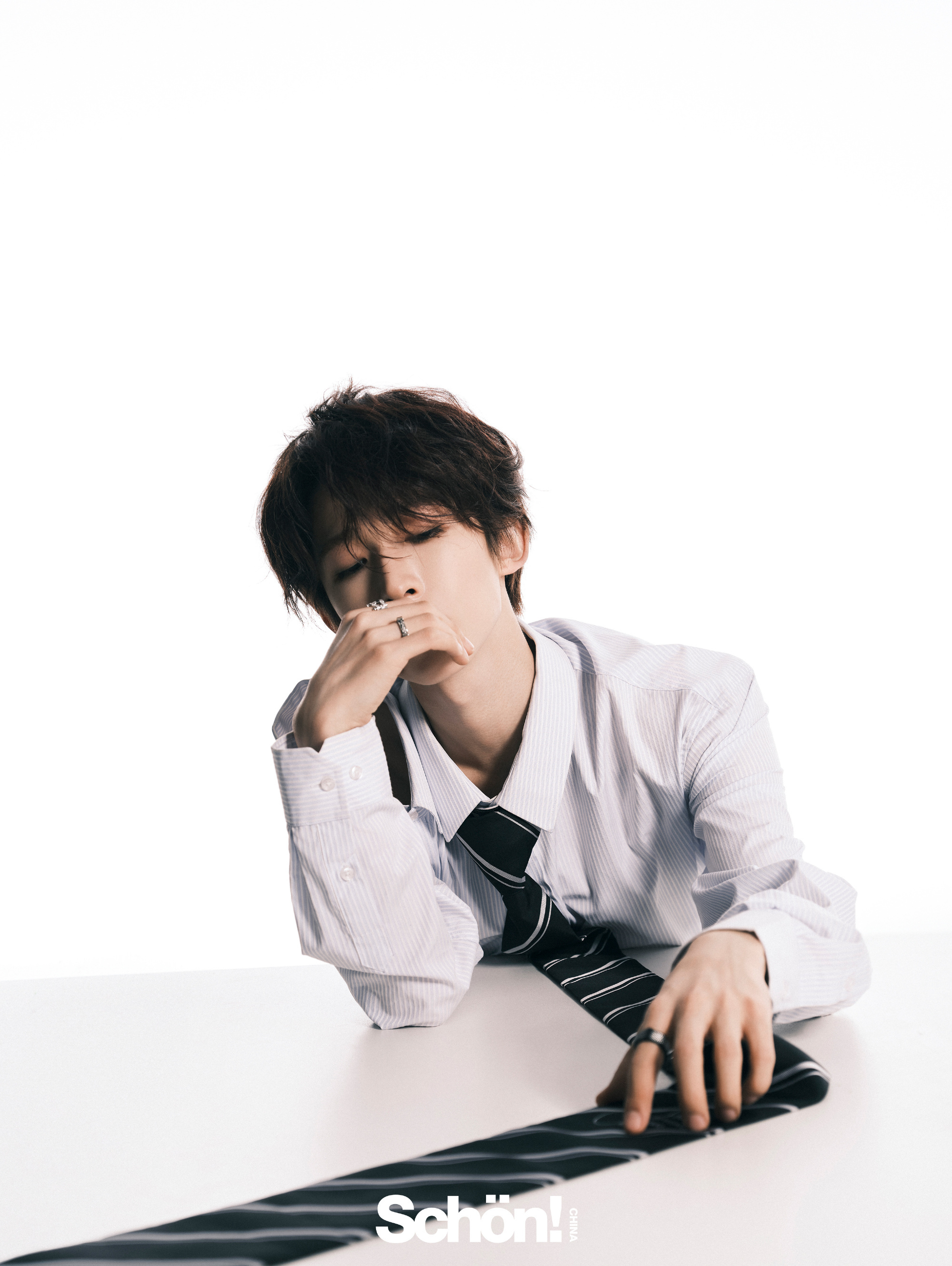 丨刘宇《schon》中文版杂志内页大片释出啦