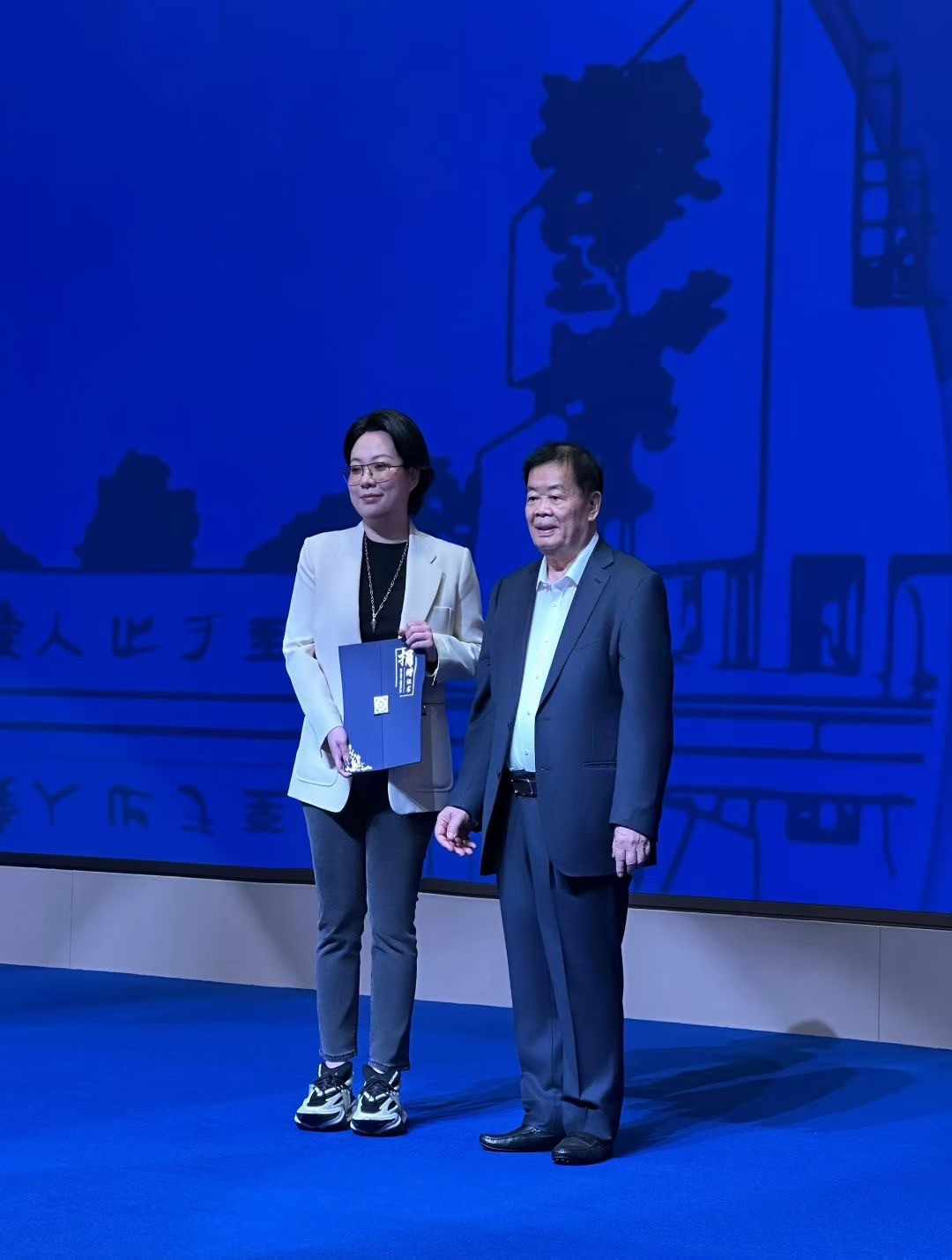 香港雅兰集团助力福耀科技大学教育建设践行企业社会责任