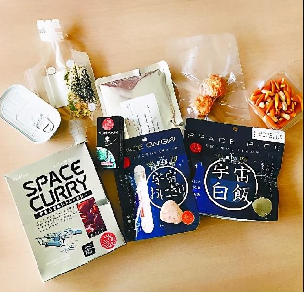 在太空站分享全球美食文化:鲑鱼饭团,日本宇航员最爱