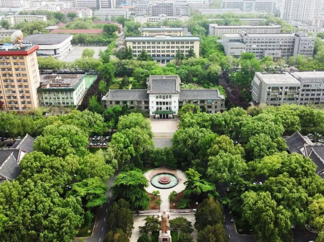 山东师范大学美景图片