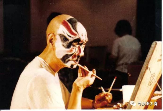 当年初出茅庐的王正屏