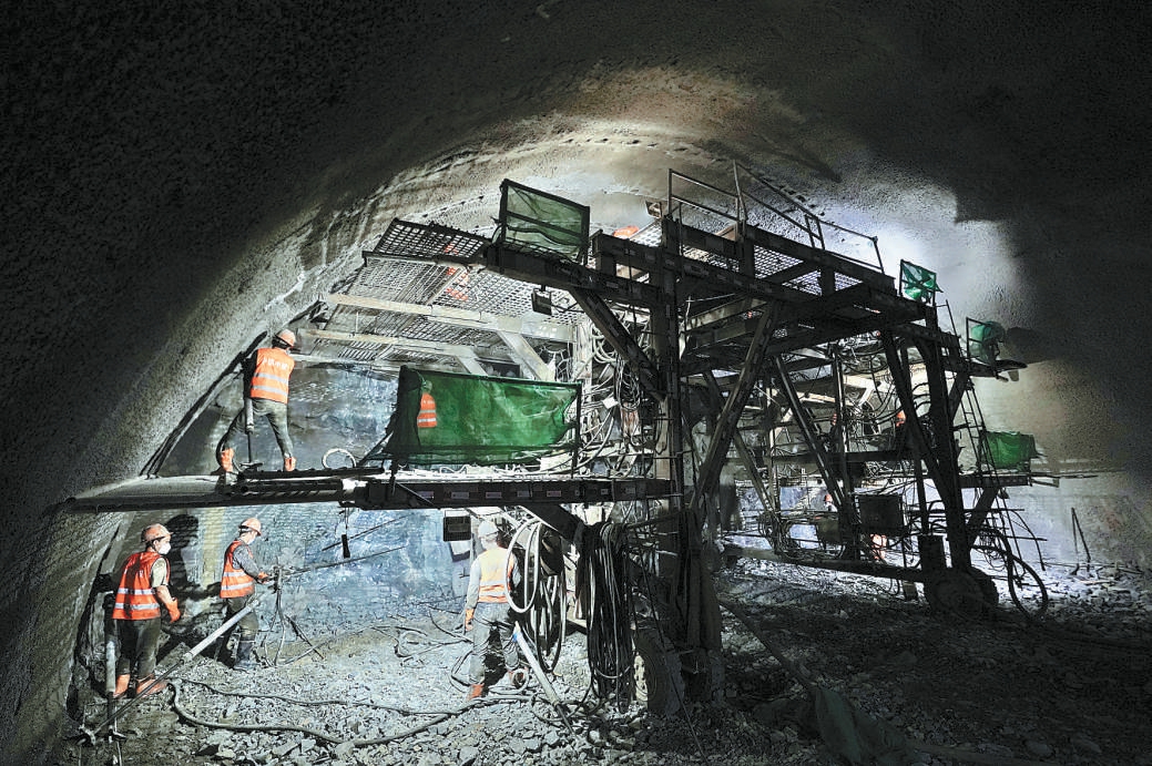 国道109高速首条出京隧道贯通