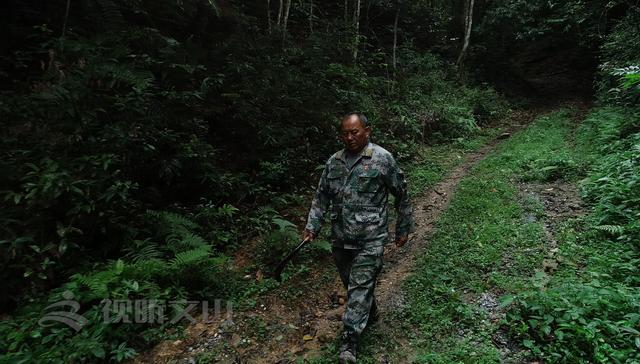 守边人熊光泽:守边即守家 界碑即是"传家宝"