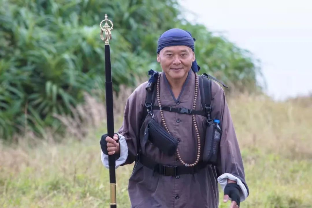 自然法师答居士问:抄经