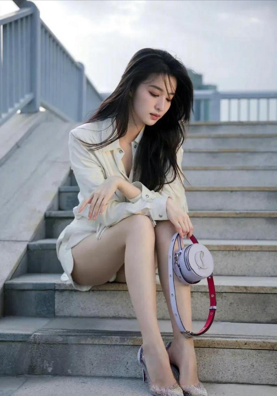 王楚然真好看难怪杨洋会喜欢  本文并不代表小编赞同其观点和对其真实