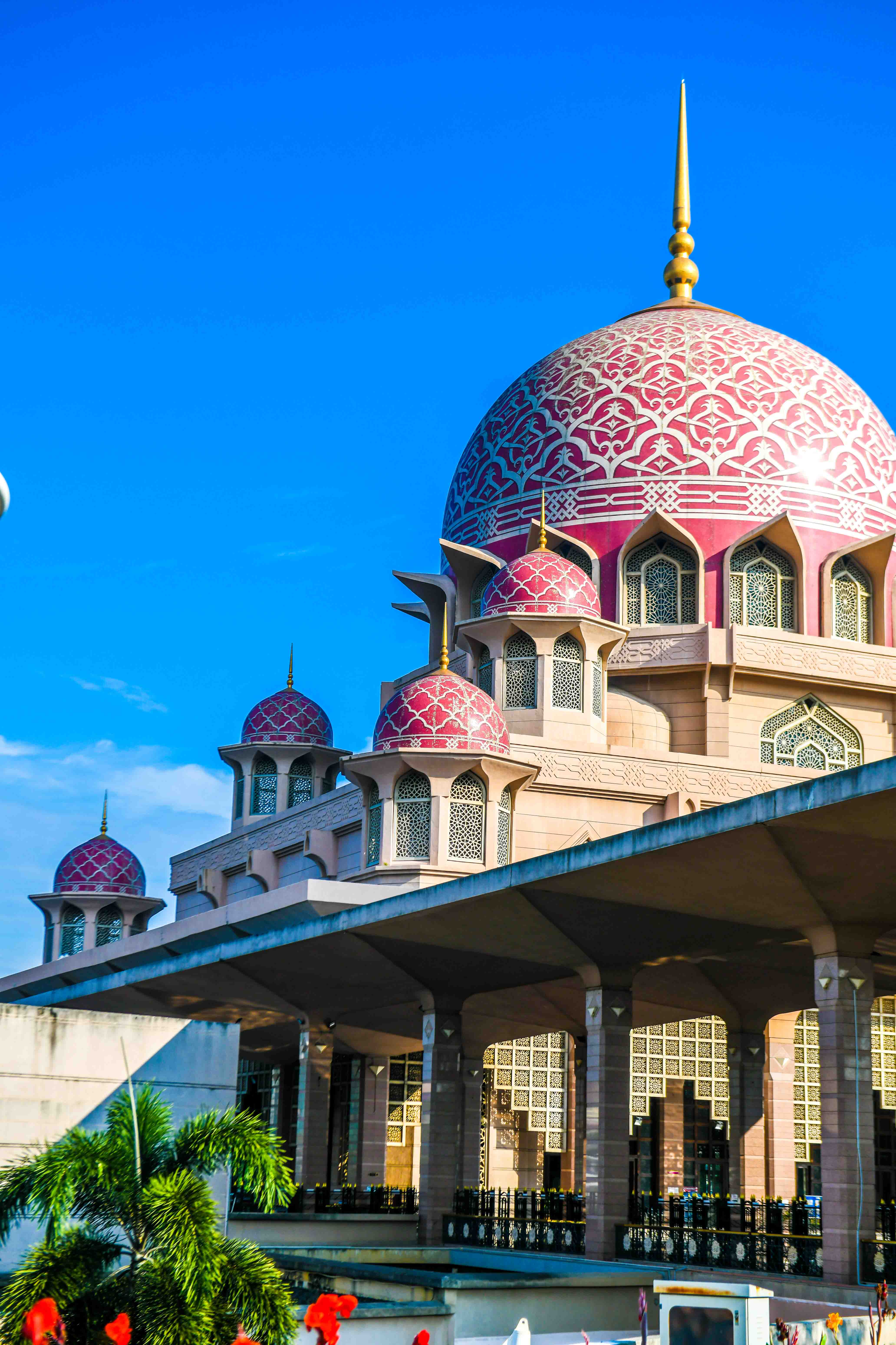 你见过少女心爆棚的清真寺吗?实拍马来西亚网红景点,超适合拍照