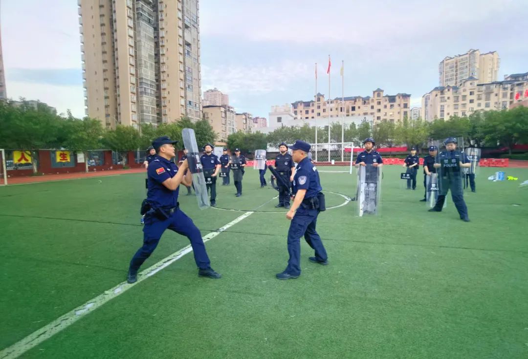 【潼法动态】潼南法院司法警察大队开展应急处突演练