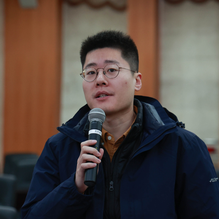 闫睿新华社记者1月25日召开的全省营商环境大会上,"法治化建设升级