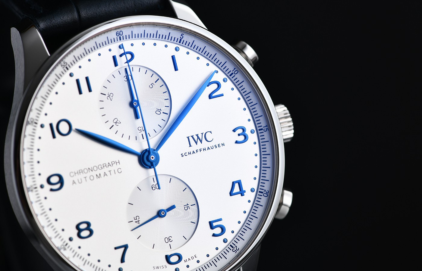 公价六万出头 高颜值万国经典蓝针"新"葡计