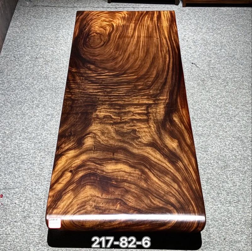 红斑马木材市场供需激荡:品牌抢购与风险并存