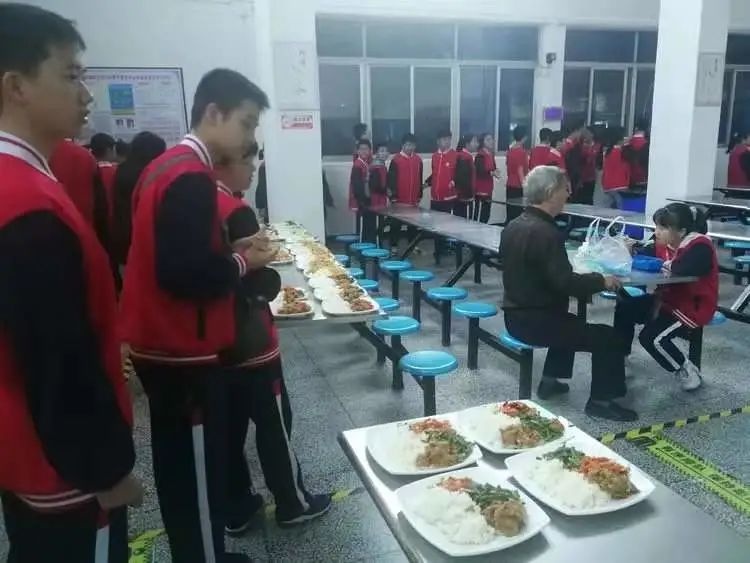 督导专栏|求真务实 尽职履责——景德镇一中视导员徐晓飞