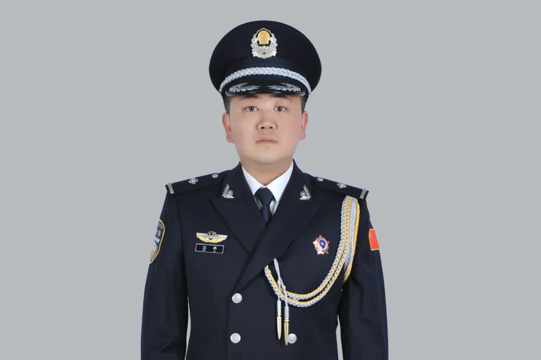 警察服装种类图片图片