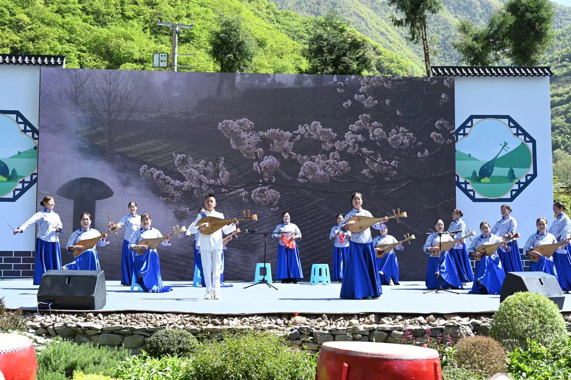 九寨沟县南坪镇举办首届乡村振兴文化节