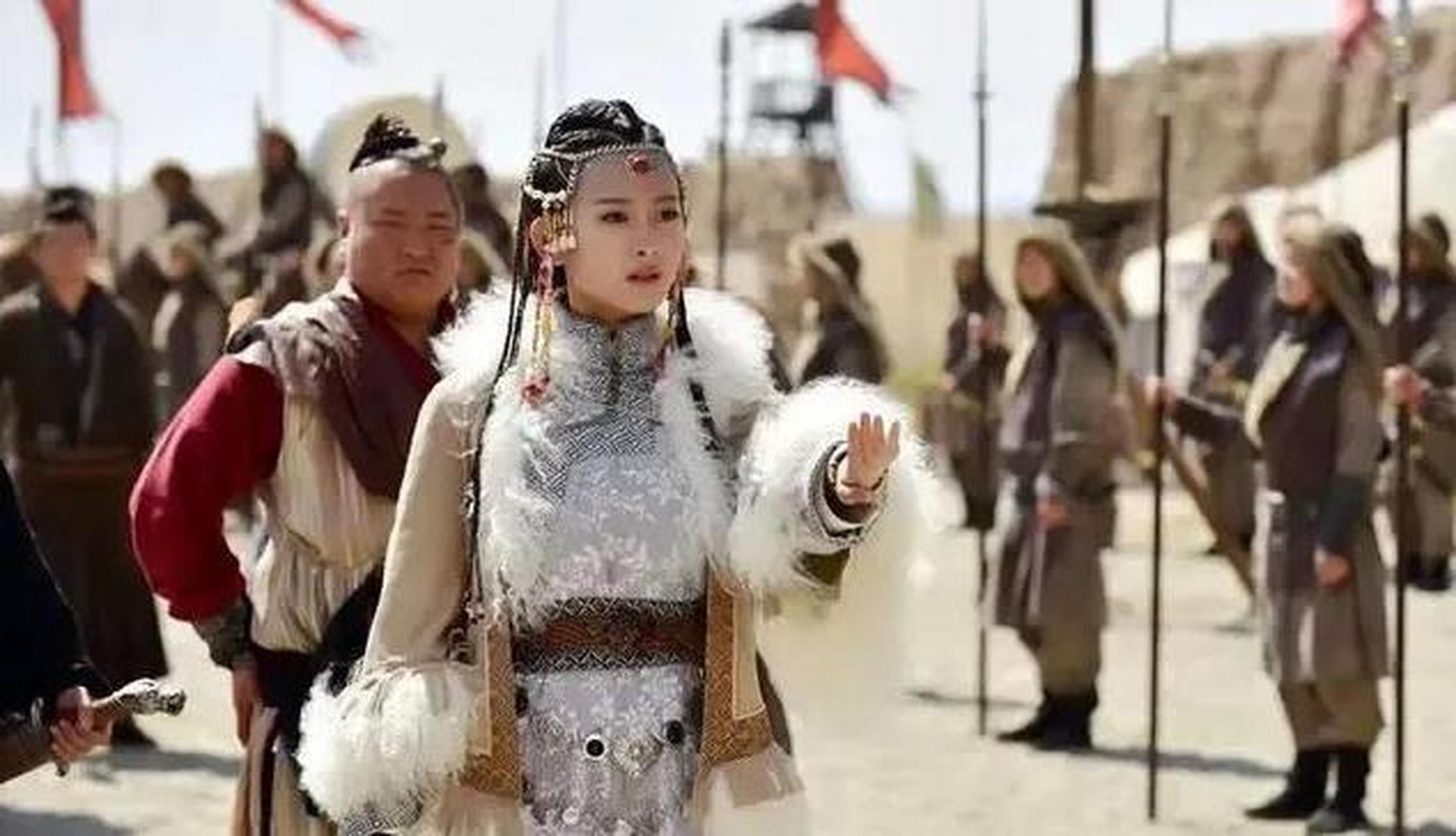 公元前128年,夜幕降临,张骞的妻子慌里慌张地钻进男仆甘夫的帐篷内,不