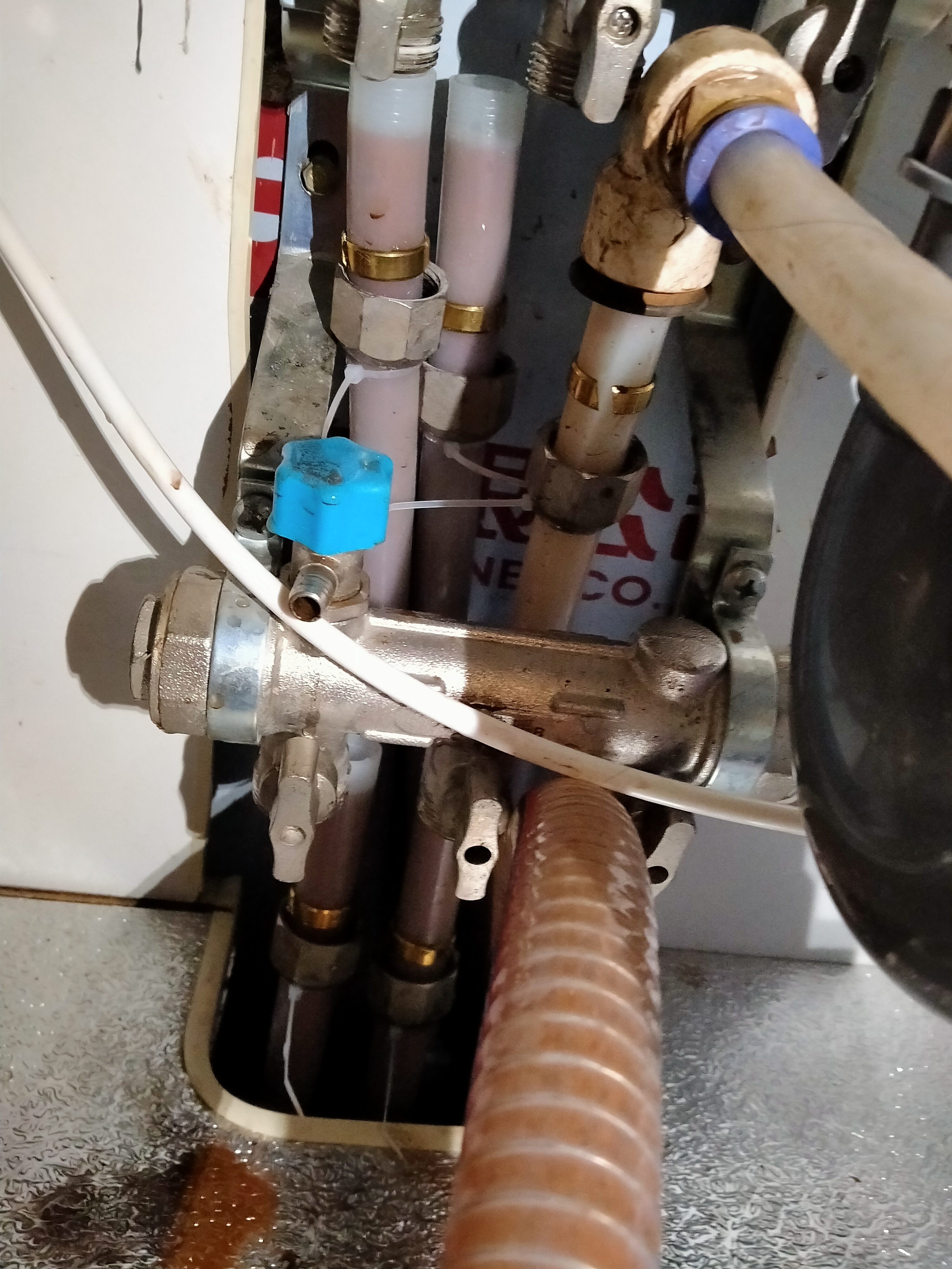 专业地热清洗海绵子弹清洗效果图