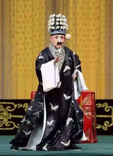 服装- 热门商品专区