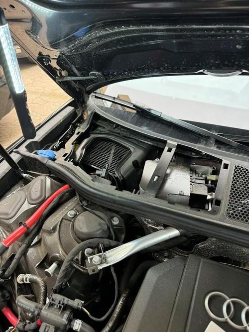 奥迪a6汽油滤芯怎么更换