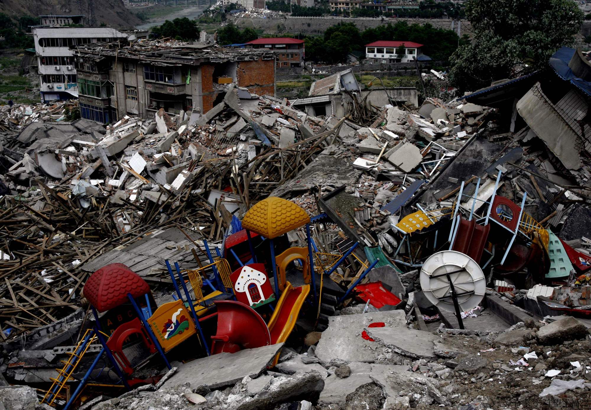 緬懷5·12汶川地震,願逝者安息,生者堅強!