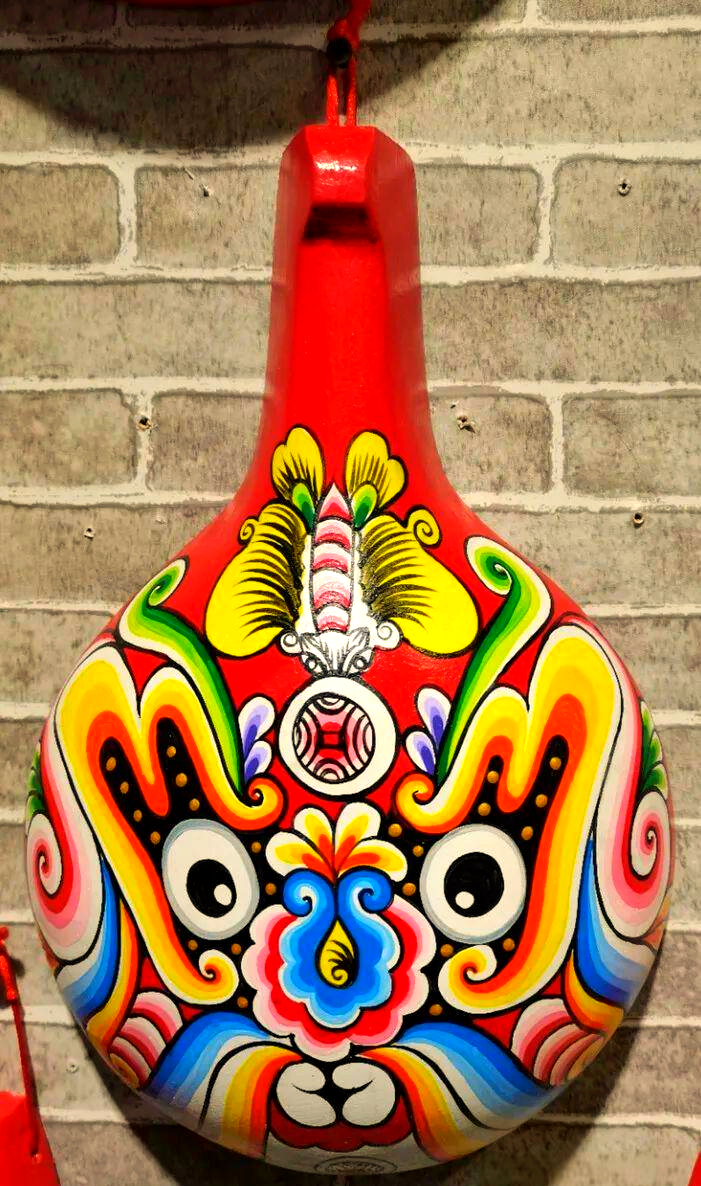 马勺脸谱的图案,多源于《封神榜》,《三国演义》等脍炙人口的民间传说