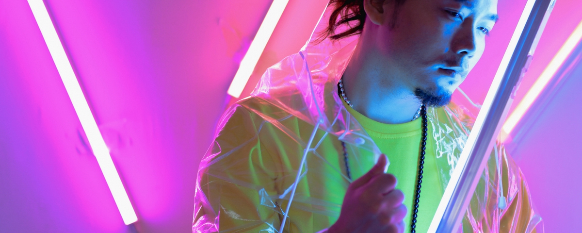 动感光波biubiubiu是什么歌?