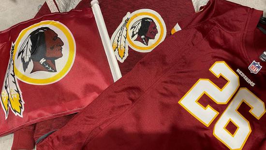 亚马逊下架华盛顿红皮队商品 因队名涉歧视原住民