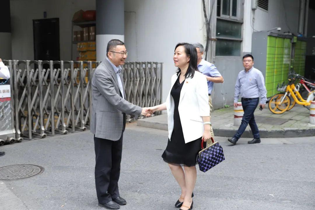 楼倻捷局长带队调研重点企业,开展党史学习"集中服务月"活动