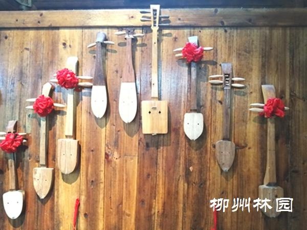 「龙潭公园」侗族弹拨乐器——侗族琵琶