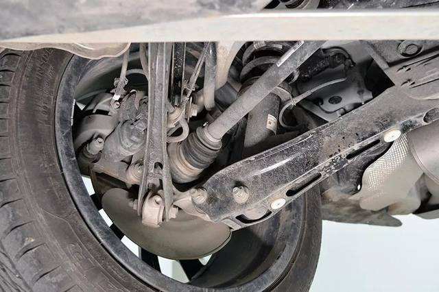 宝马f底盘和g底盘怎么分