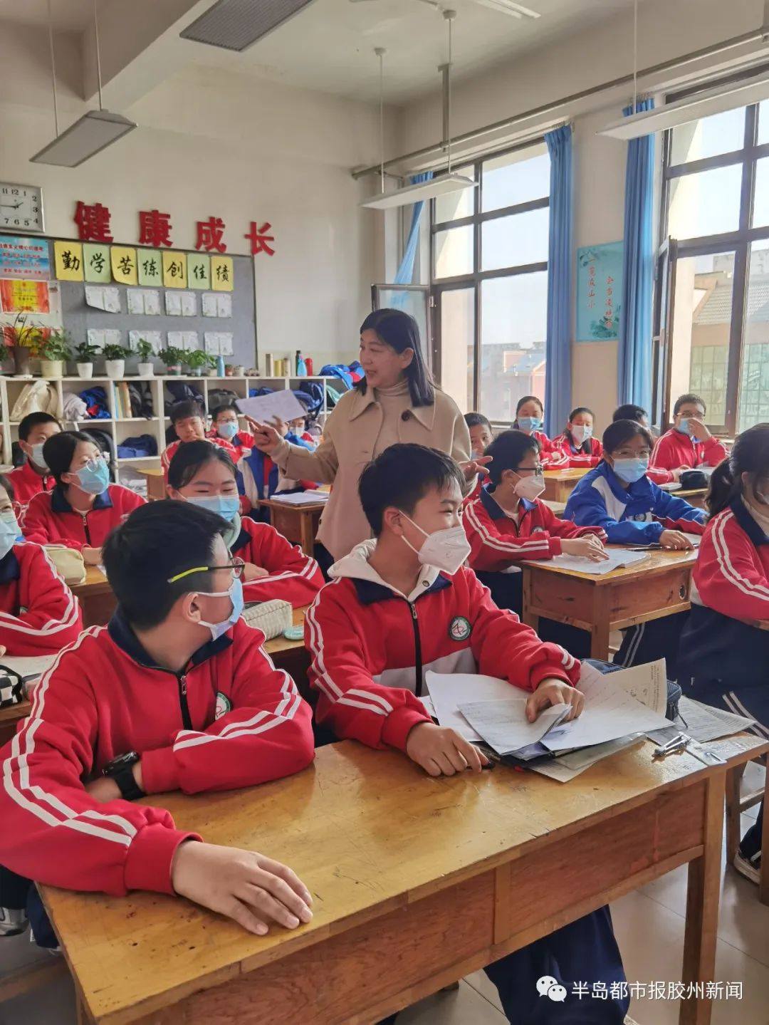 胶州教师张金凤钟情文学创作,两次获叶圣陶教师文学