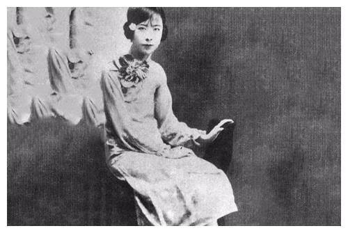 张学良向于凤至发誓:我的眼里只有你,短暂忠诚后带别的女人回家