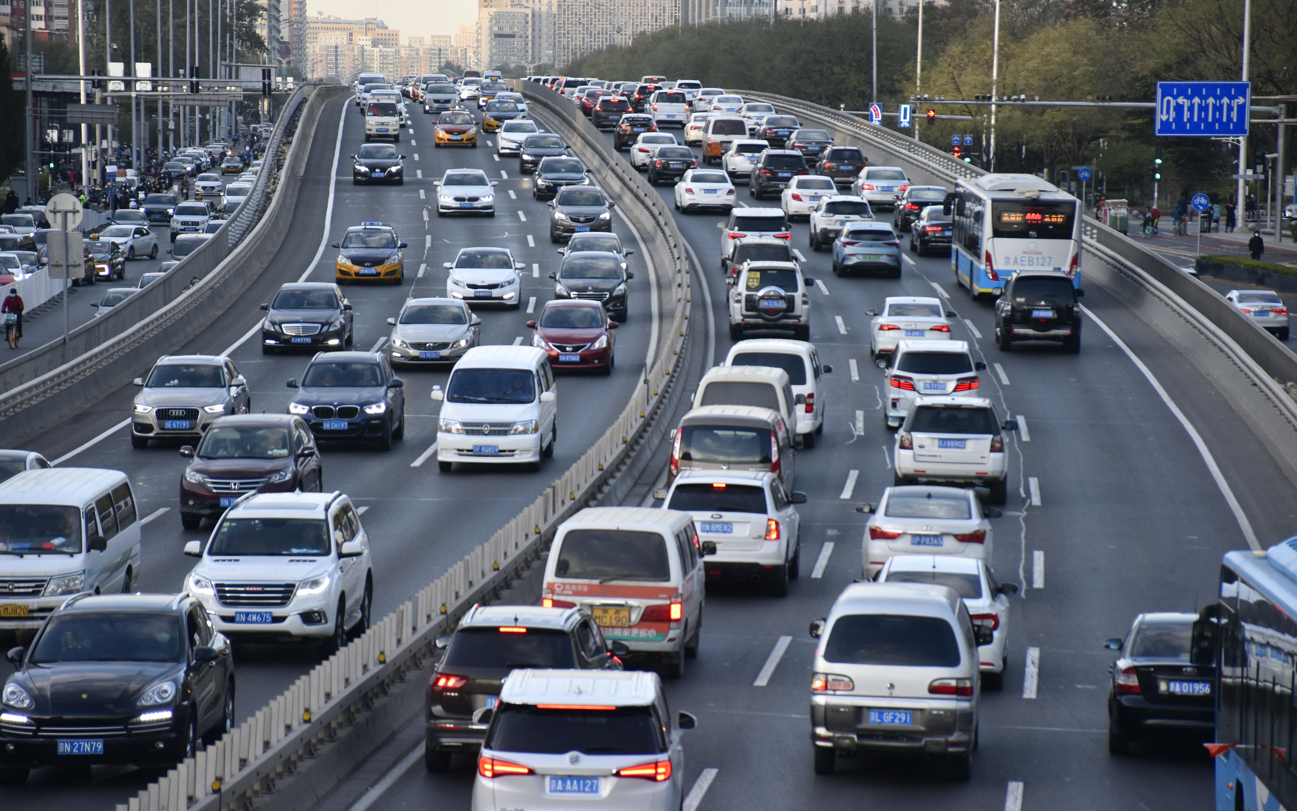 明日多条环路,高速及部分冬奥场馆周边道路将临时交通管制