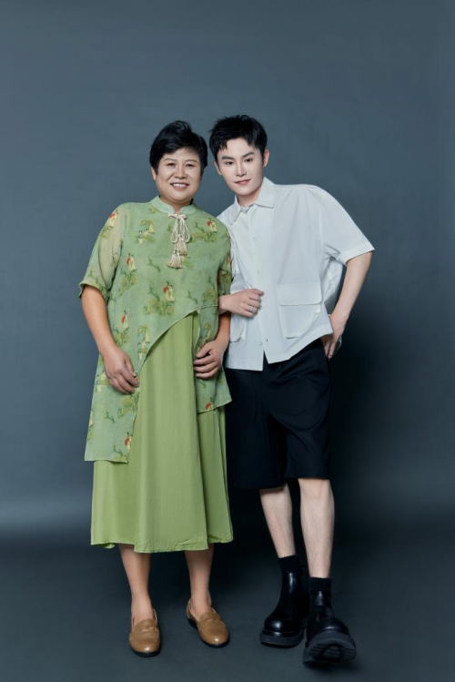 无忧追梦人 多余和毛毛姐谈流量焦虑:经历过失去,还有什么好怕的?