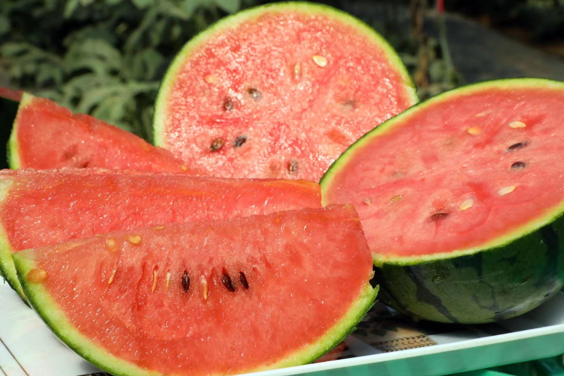 大兴区庞各庄镇头茬西瓜上市了