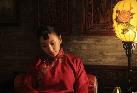 白鹿原:被当活体容器泡阴枣的田小娥,和黑娃私奔也没改变命运