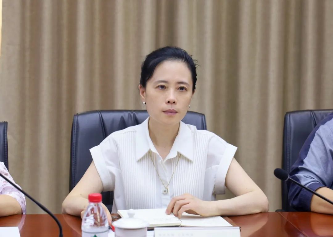 市三中法院副院长蒋佩佚率队赴渝北,渝中,南川法院调研相关工作